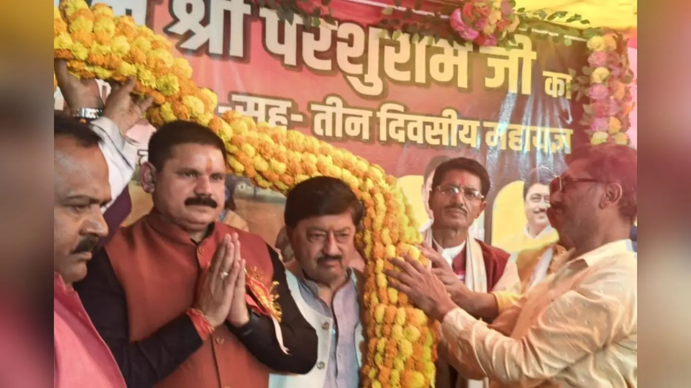 बोकारो में केंद्रीय मंत्री सतीश चंद्र दुबे का बड़ा दावा- ’55 दिनों का स्टॉक तैयार, नहीं बुझेगी देश की बिजली’