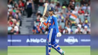 ICC Rankings: स्मृति मंधाना का जलवा कायम, 15 साल की फैनी ने बनाया वर्ल्ड रिकॉर्ड
