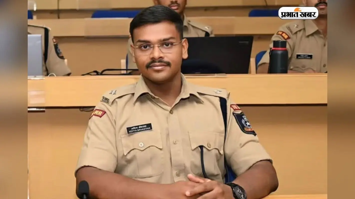 लिखित परीक्षा में Topper शक्ति दुबे से आगे आदित्य श्रीवास्तव, IPS से बने IAS