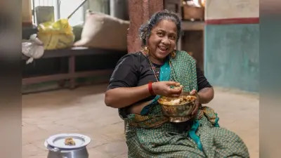 राधिका सरथकुमार की फिल्म ‘थाई किझावी’ ने मचाया धमाल, कलेक्शन देख चौंक जाएंगे आप