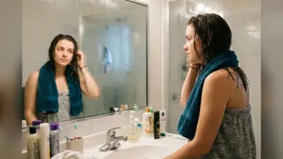 गीले बालों की करें सही देखभाल – ये छोटी गलतियां बन सकती हैं हेयर फॉल की बड़ी वजह