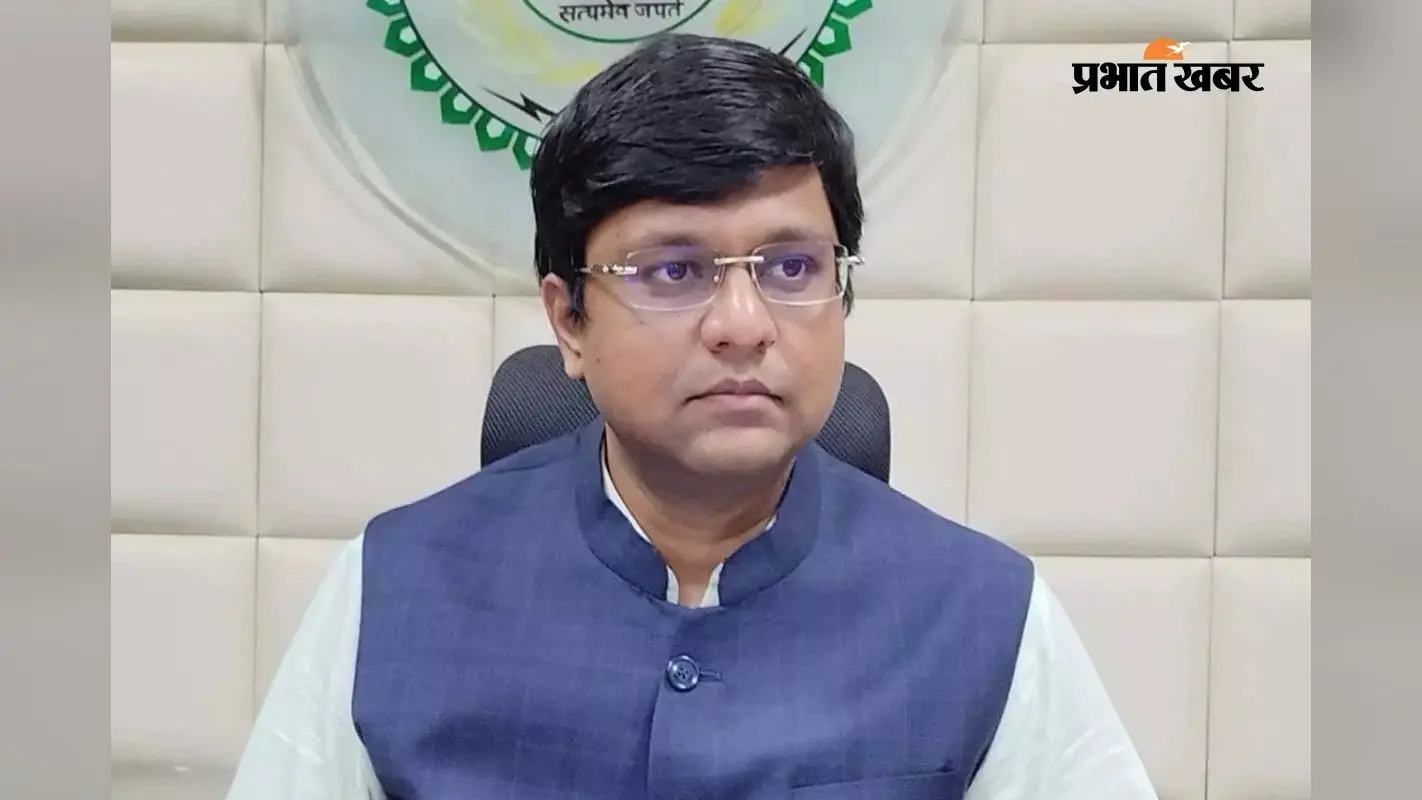 JNU से MA, 23 की उम्र में बने IAS, कौन हैं PMO के नए डिप्टी सेक्रेटरी रवि मित्तल