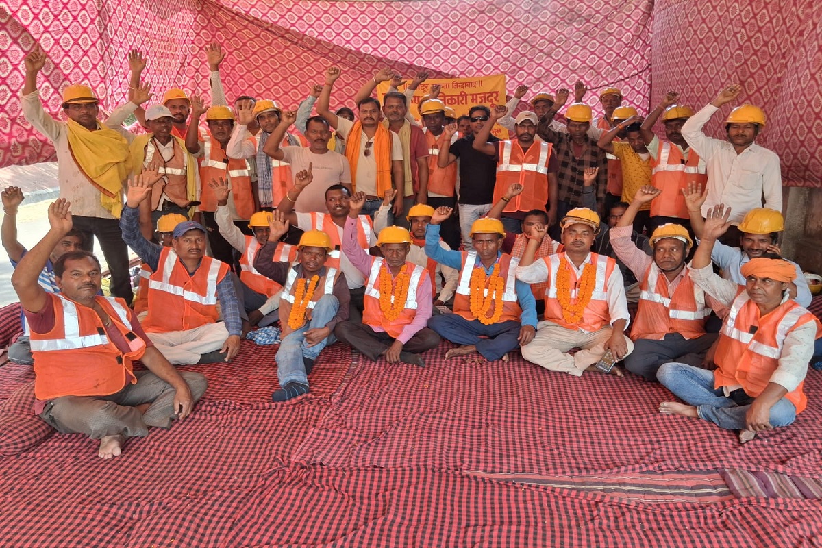 चंद्रपुरा थर्मल प्लांट में मजदूरों की भूख हड़ताल शुरू, लंबा चलेगा आंदोलन