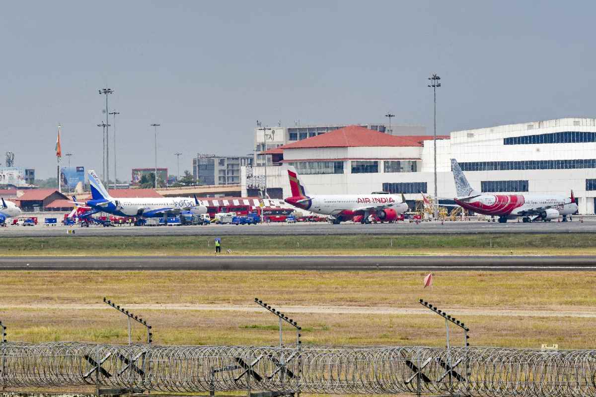 Pune Airport : पुणे एयरपोर्ट का रनवे क्यों हुआ बंद? जानें वजह