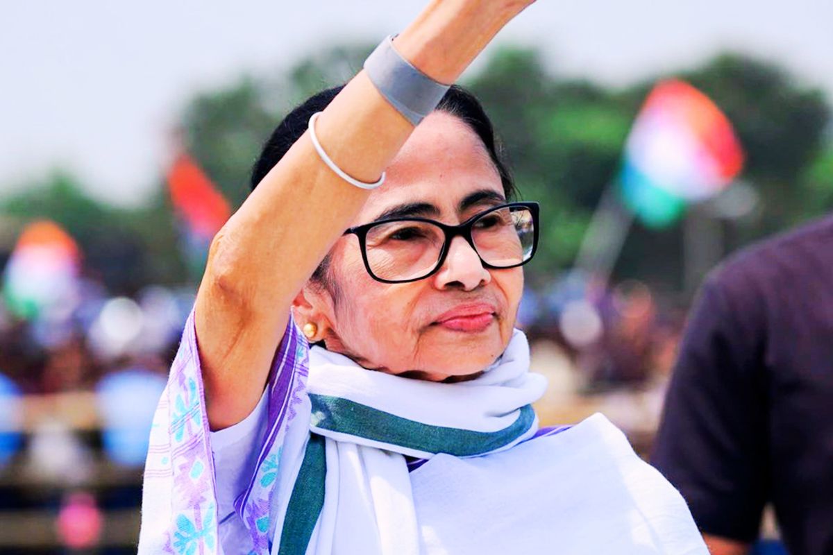 ममता बनर्जी की फिसली जुबान, शुभेंदु अधिकारी ने वीडियो शेयर कर पूछा- क्या यही है बंगाल की गरिमा?