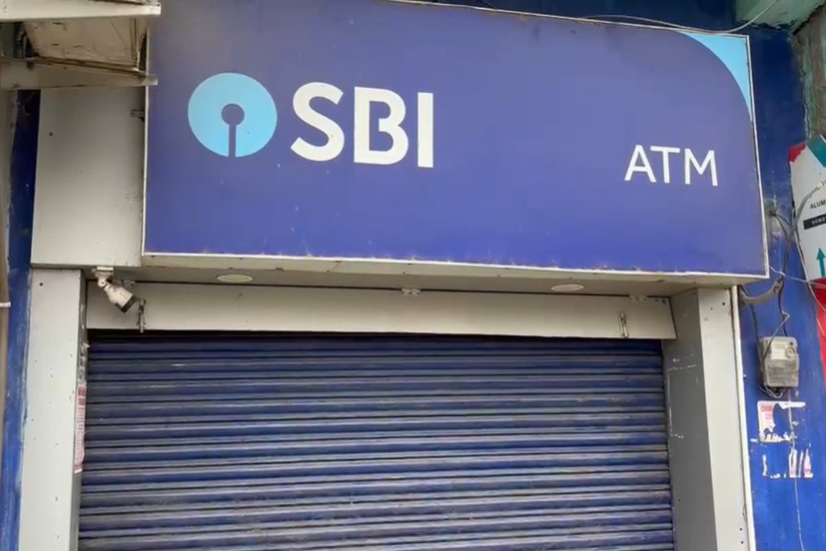 Motihari: सीसीटीवी पर स्प्रे मारकर ATM से चोरी, पुलिस टीम सस्पेंड