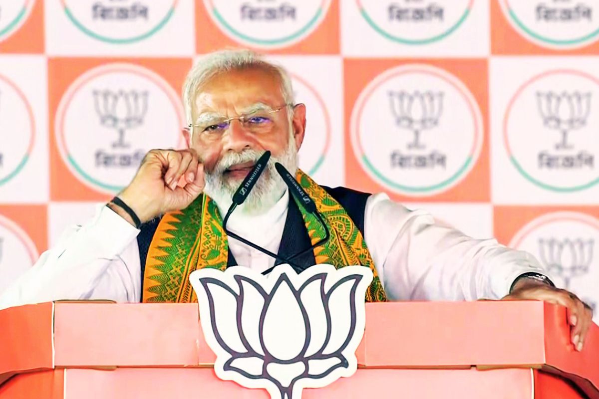 ‘बूथ संवाद’ में बोले पीएम मोदी- बंगाल में हत्या, बलात्कार और दंगे चरम पर, घुसपैठिये बने बड़ा खतरा