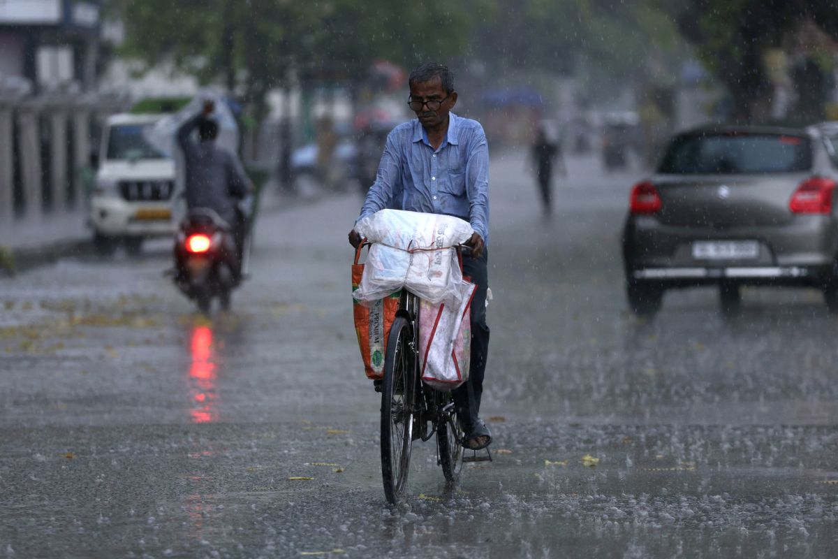 आंधी, बारिश और ओलावृष्टि, 2 से 6 अप्रैल तक पश्चिमी विक्षोभ का डबल अटैक, 60 KMPH की रफ्तार से तूफानी हवा