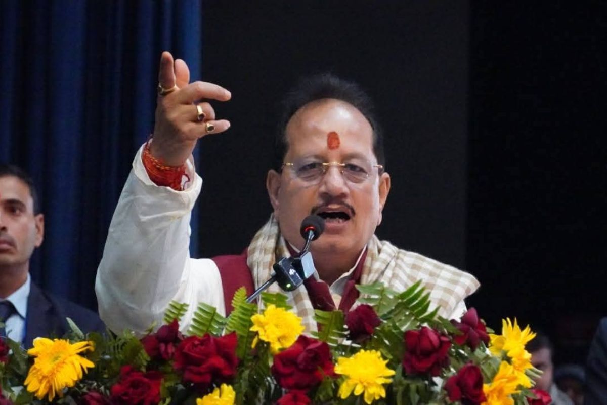 बिहार में हड़ताल पर गए CO पर कार्रवाई, तीन अफसर निलंबित, समृद्धि यात्रा में बाधा का आरोप