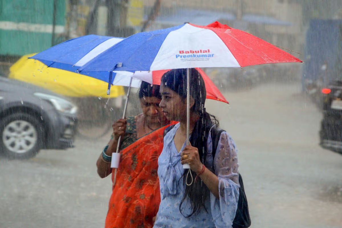 पटना, मुजफ्फरपुर समेत पूरे बिहार में बारिश का अलर्ट, इन 6 जिलों के लिए IMD ने जारी की चेतावनी