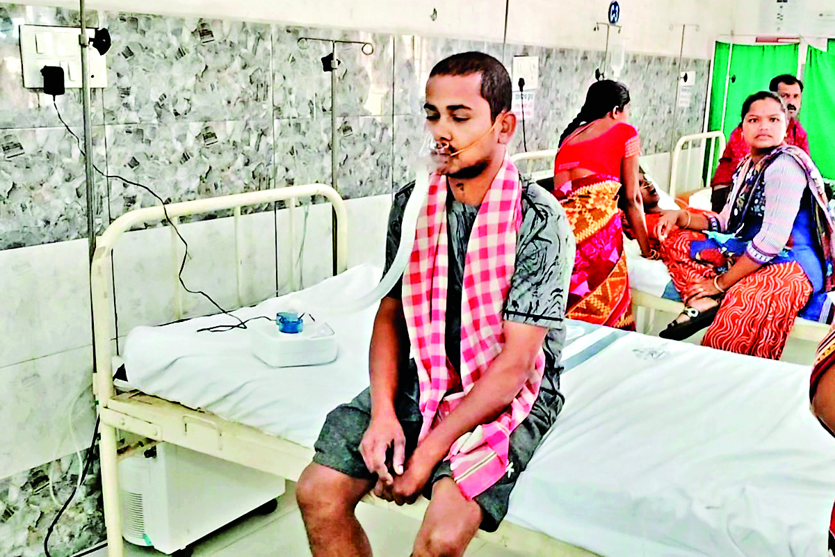 Sambalpur News: सेंटरिंग खोलने सेफ्टी टैंक में घुसे दो लोगों की दम घुटने से मौत, दो गंभीर