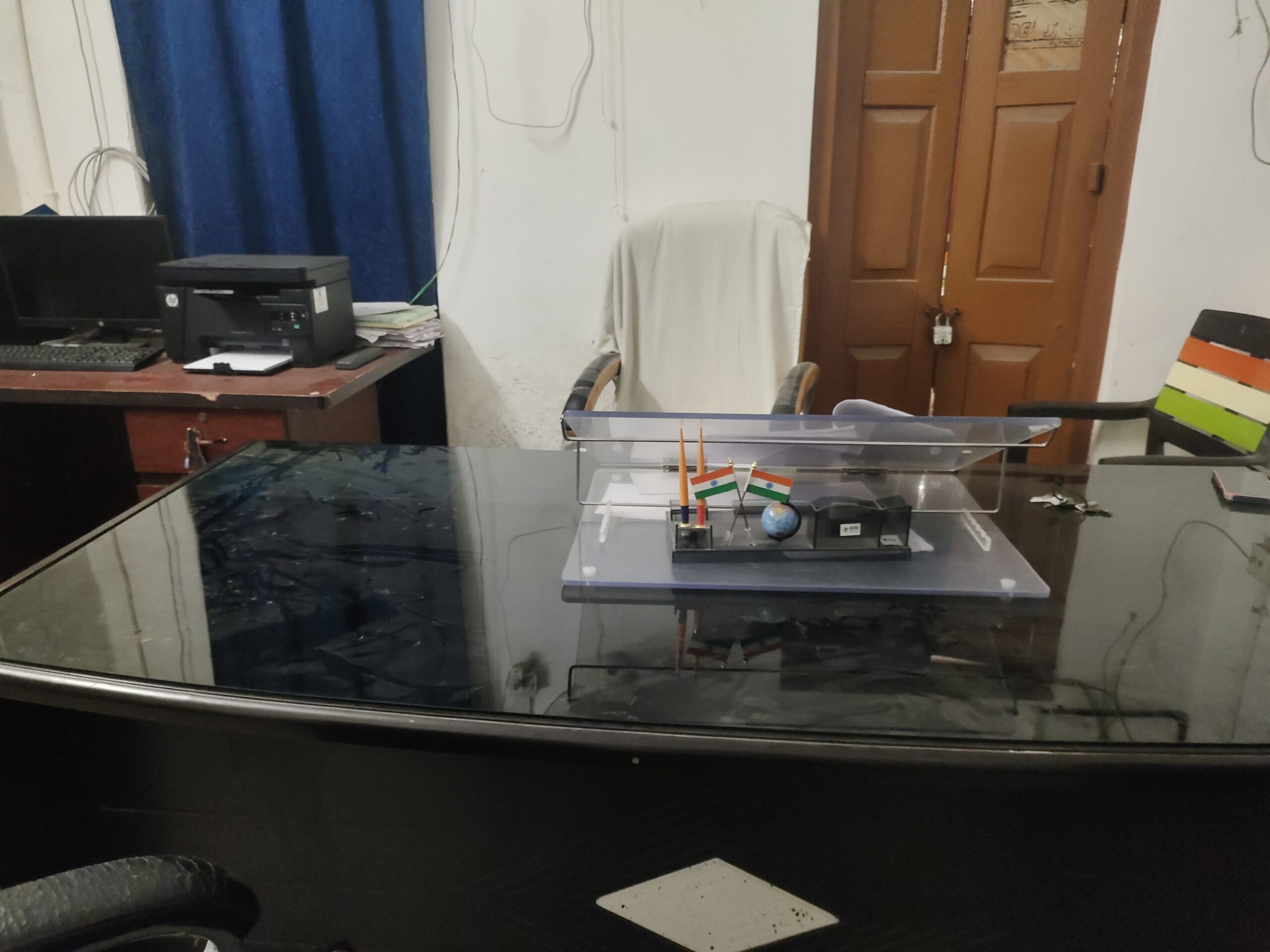 सीओ, आरओ व राजस्व कर्मचारी के हड़ताल पर जाने से रैयत परेशान