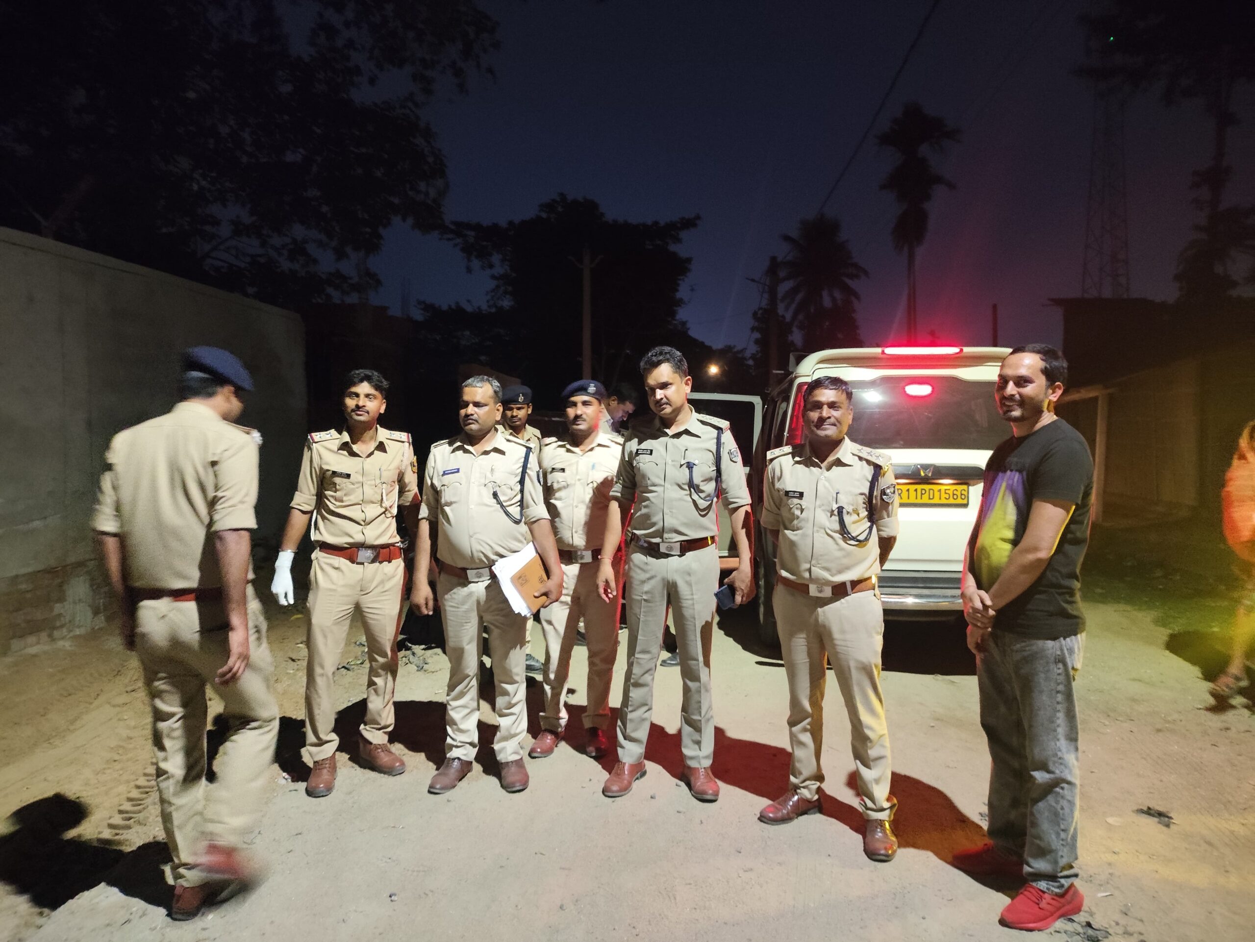 खगड़ा रेड लाइट एरिया से चार नाबालिग व नौ युवतियों को कराया मुक्त