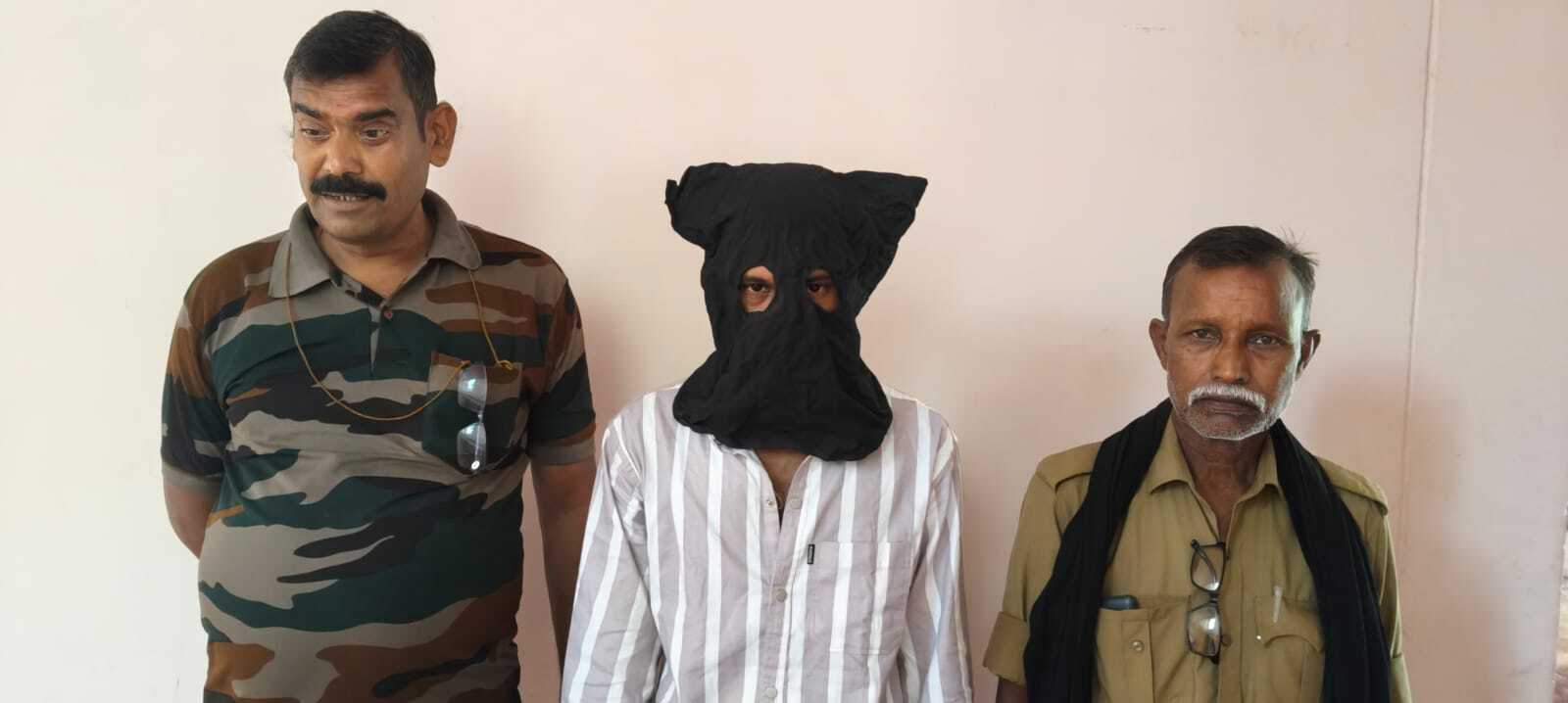 पुलिस ने नाबालिग के साथ युवक को पकड़ा, भेजा जेल