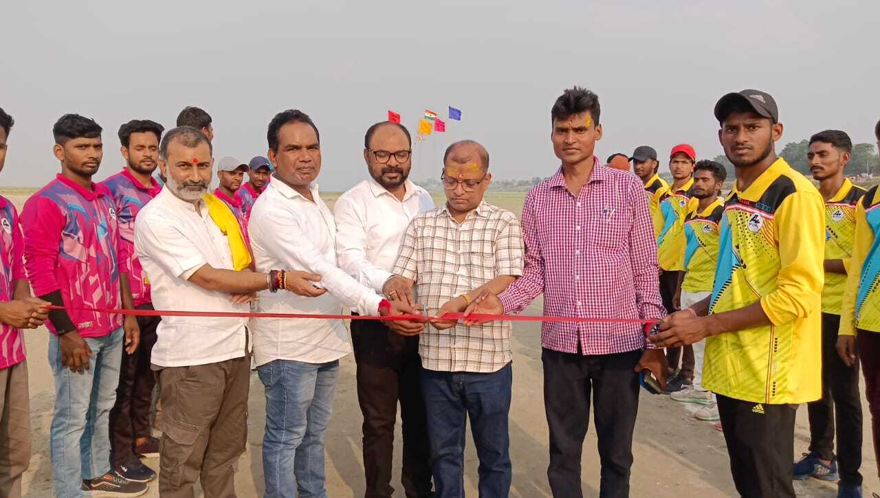 घोरघट हीरोज ने घोरघट सुपर लायंस को 80 रनों से हराया