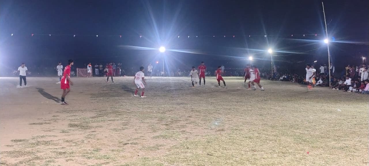 डड़वा ने सरैला को हराकर नाइट फुटबॉल टूर्नामेंट का खिताब जीता