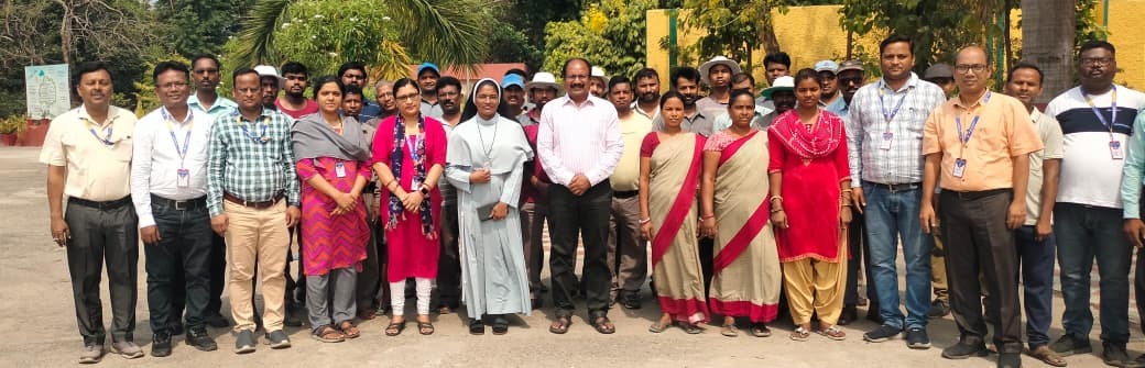 Bokaro News : स्वस्थ आहार से स्वस्थ विचार का संचार : फादर अरुण