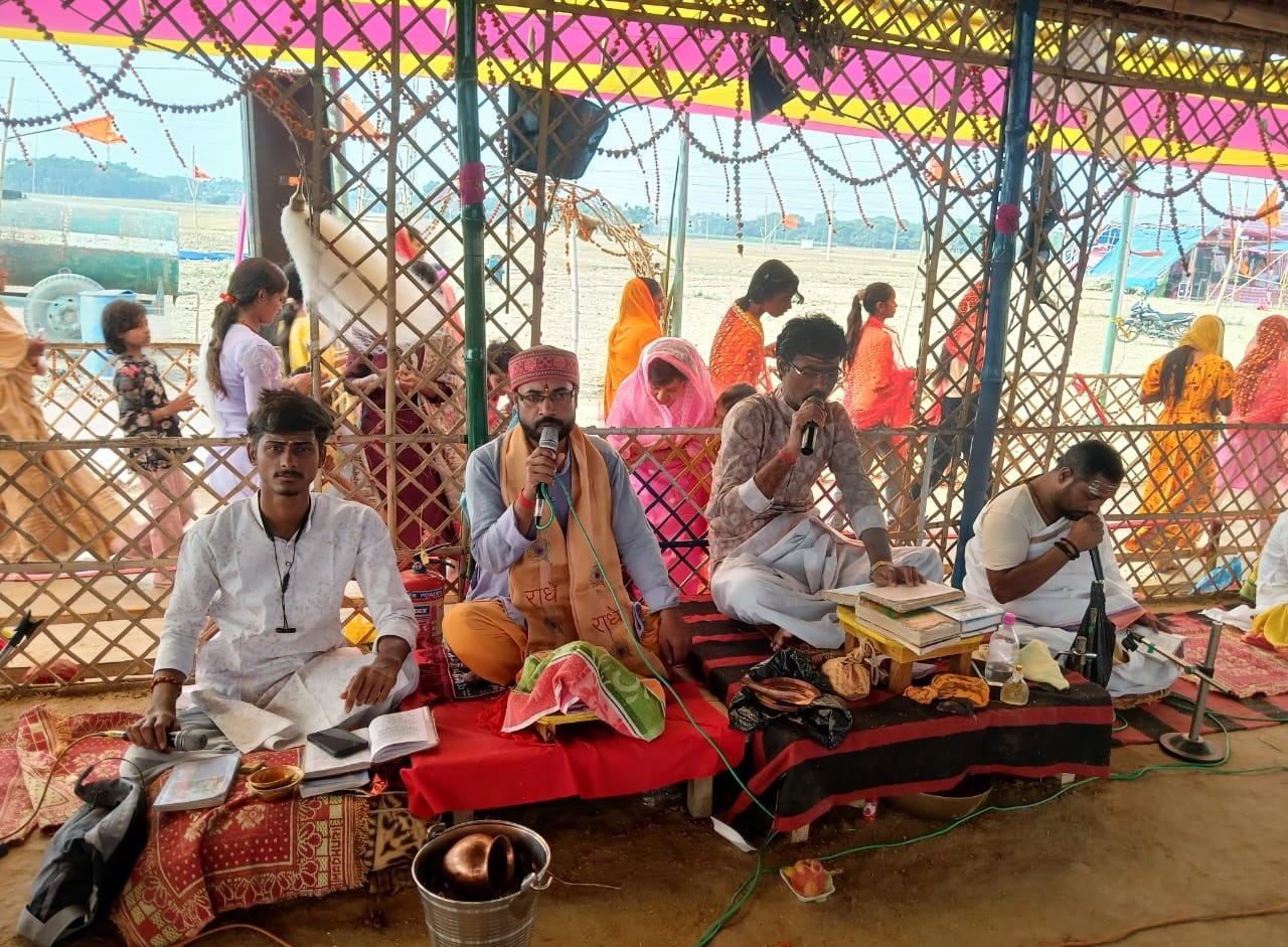 श्रीश्री 1008 महारूद्र हनुमान महायज्ञ के सातवें दिन श्रद्धालुओं का लगा तांता