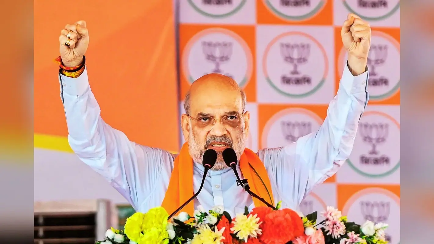 अमित शाह बोले- घुसपैठियों को दें बिजली का झटका, बंगाल को बांटे बिना होगा गोरखा समस्या का समाधान