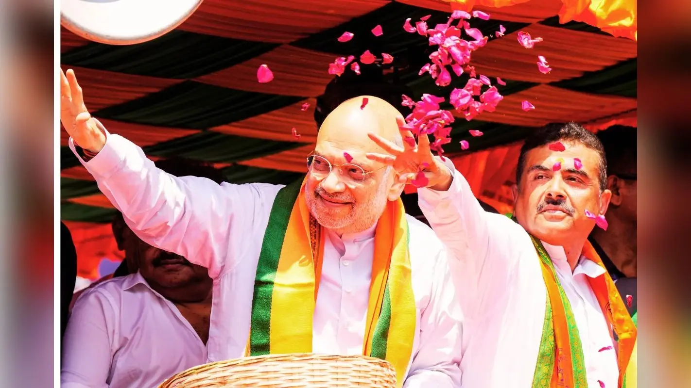 शुभेंदु के नामांकन में शाह का मेगा शो, बोले- घुसपैठियों ने बंगाल को दीमक की तरह चाटा, अस्तित्व बचाने का आखिरी मौका