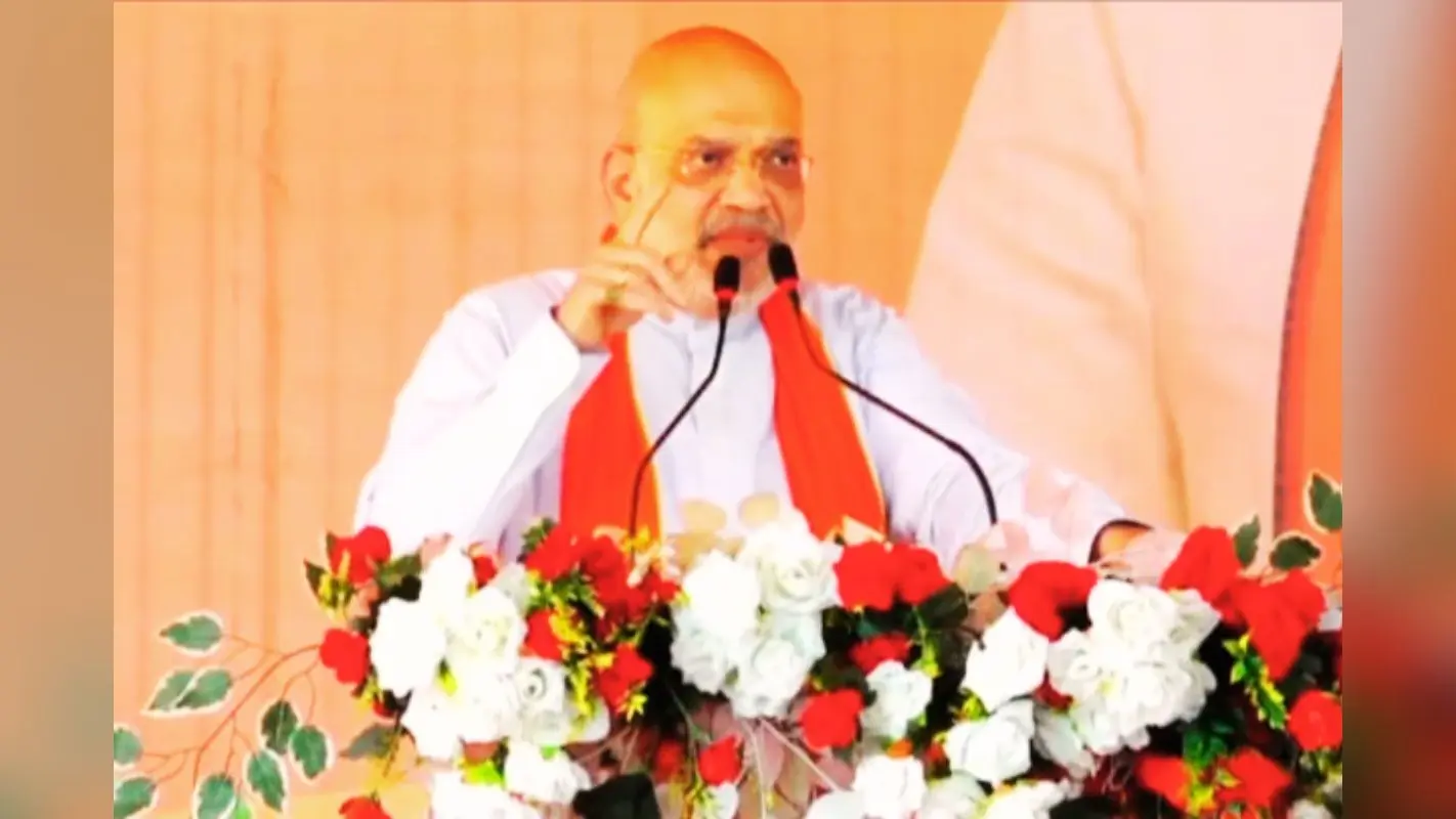 बंगाल में गरजे अमित शाह- 4 मई के बाद गुंडों को उल्टा टांगकर सीधा करेगी भाजपा, लागू होगा UCC, घुसपैठियों की खैर नहीं