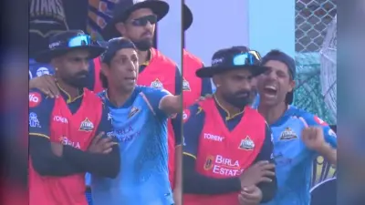लाइव मैच में आशीष नेहरा को आया गुस्सा, खिलाड़ी को दिया धक्का, फिर हुआ हैरान करने वाला वाकया