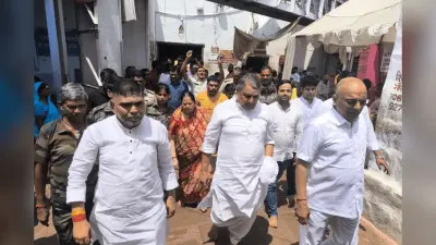 देवघर: बिहार के डिप्टी सीएम विजय चौधरी पहुंचे बाबा धाम, लिया महादेव का आशीर्वाद