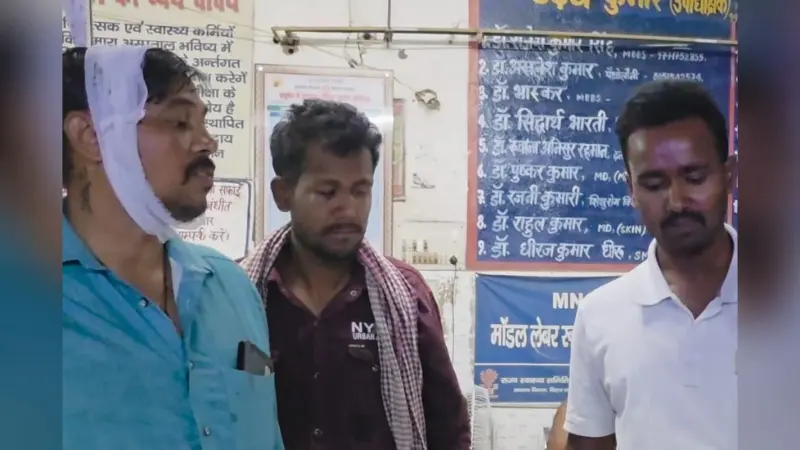 लहरिया कट बाइक चलाने से मना करने पर बदमाशों ने की फायरिंग और मारपीट, दो घायल