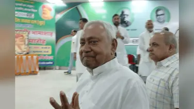JDU ऑफिस पहुंचे नीतीश कुमार, 10 मिनट तक पार्टी नेताओं से मिले, दिए ये 5 संदेश