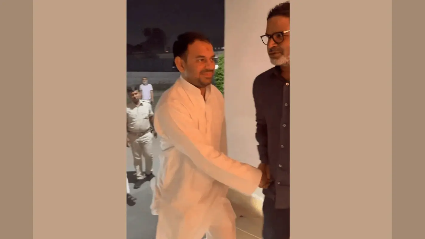 देर रात प्रशांत किशोर से मिले तेज प्रताप यादव, एक्स पर राहुल-तेजस्वी-सम्राट को किया टैग