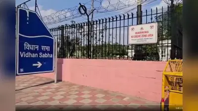 दिल्ली विधानसभा सुरक्षा चूक: पुलिस ने ड्राइवर सरबजीत समेत 3 को दबोचा, स्पीकर की कार में रखा था बुके