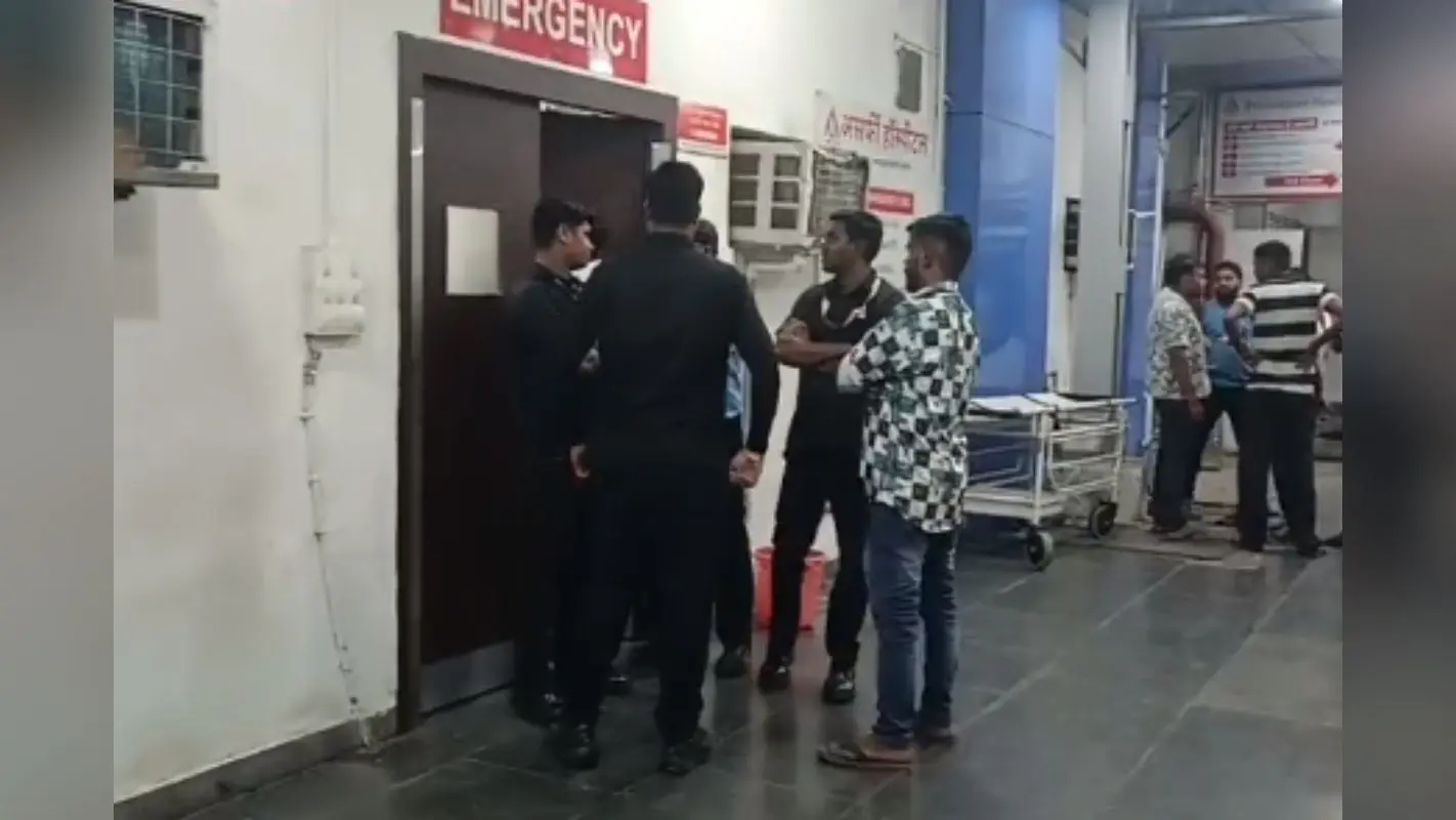 धनबाद में अपराधियों का तांडव: दादा-दादी के सामने मेयर संजीव सिंह के समर्थक को मारी गोली, मौत