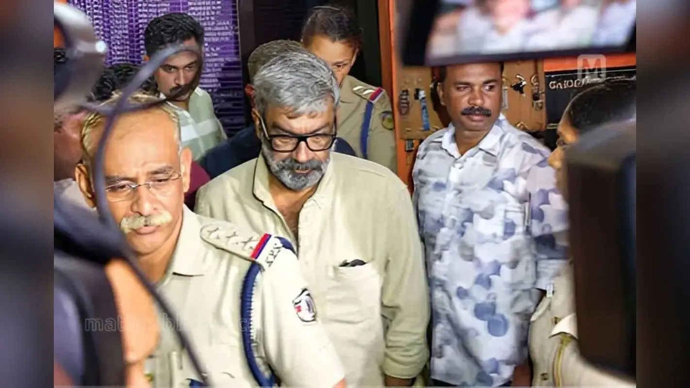 यौन शोषण के आरोप में मशहूर डायरेक्टर गिरफ्तार, सेट पर अश्लील हरकत का आरोप