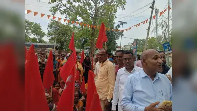 Giridih News: माले कार्यकर्ताओं ने सरिया थाना का किया घेराव