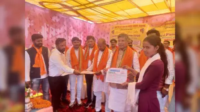 स्कूल के वार्षिकोत्सव में बच्चों नृत्य व संगीत से समां बांधा