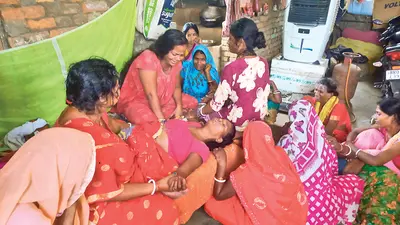 घर के पास बगीचे में लीची के पेड़ से लटका मिला युवक का शव