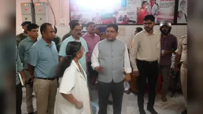Deoghar News : डीसी ने की ओटी से ओपीडी तक की जांच, अल्ट्रासाउंड और एक्स-रे जल्द चालू करने का आदेश