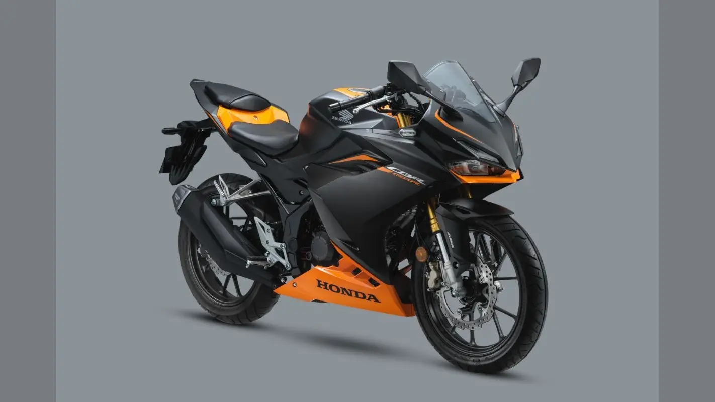 Honda CBR150R हुआ अपडेट, नए शेड में दिखा ज्यादा अग्रेसिव