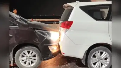 पटना में जेपी सेतु पर आपस में टकराईं 5-6 गाड़ियां, बाइक सवार गिरे, घंटों फंसे लोग