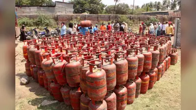देश में LPG की आपूर्ति सामान्य, होर्मुज में सुरक्षा पर भारत की पैनी नजर