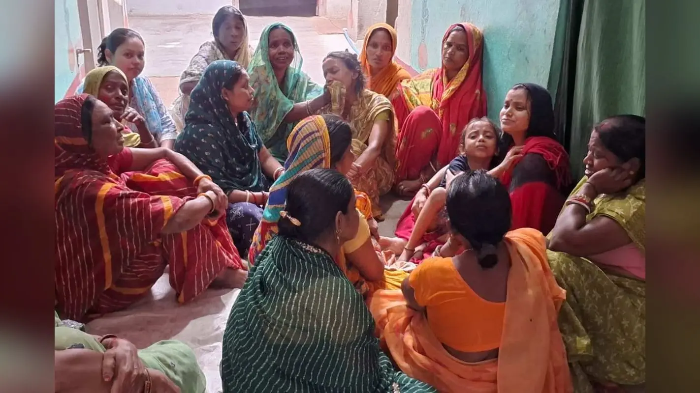 मधुबनी: बारात की खुशियां मातम में बदलीं, दो युवकों की सड़क हादसे में मौत