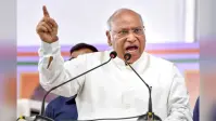 खरगे का बीजेपी-RSS पर हमला, कहा- कांग्रेस असली देशभक्त, भाजपा में सिर्फ भगोड़े