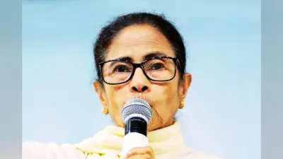 ममता बनर्जी को लड़ाई, लड़ाई, लड़ाई चाई : नंदीग्राम की हार के बाद भवानीपुर में ‘फाटाफाटी खेला’, 60 हजार का टार्गेट