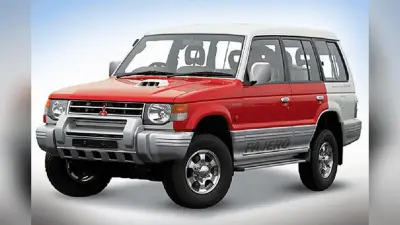 Mitsubishi Pajero: फॉर्च्यूनर और लैंड क्रूजर की टेंशन बढ़ाने आ रही दमदार SUV