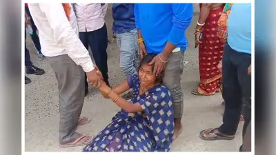 मुजफ्फरपुर: पूर्व मंत्री के खेत में खाद गिराते समय ट्रैक्टर चालक की करंट लगने से मौत