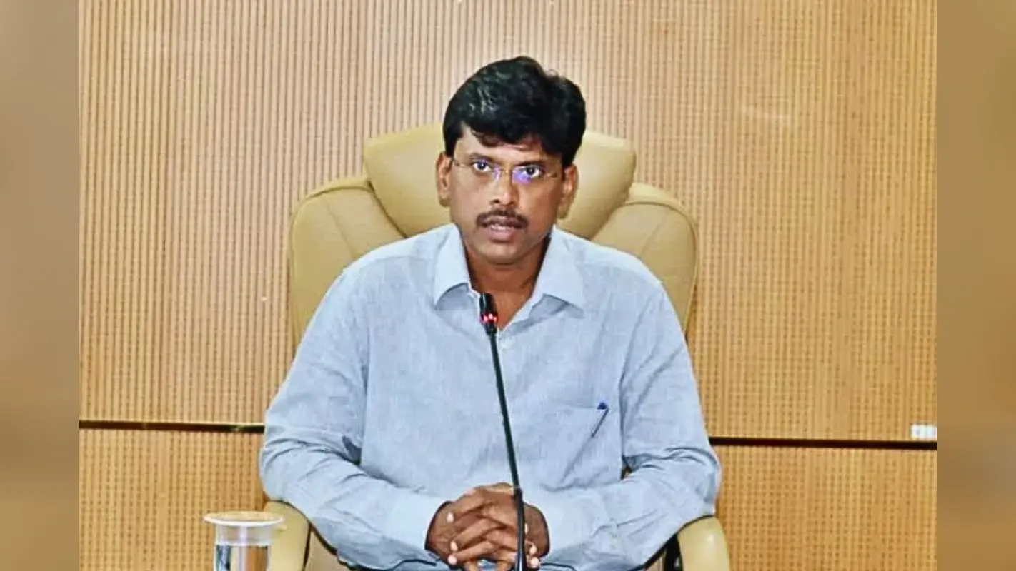 पटना में प्राइवेट स्कूलों की मनमानी फीस पर बड़ा एक्शन, डीएम का सख्त आदेश- अब नहीं चलेगी लूट, होगी कार्रवाई