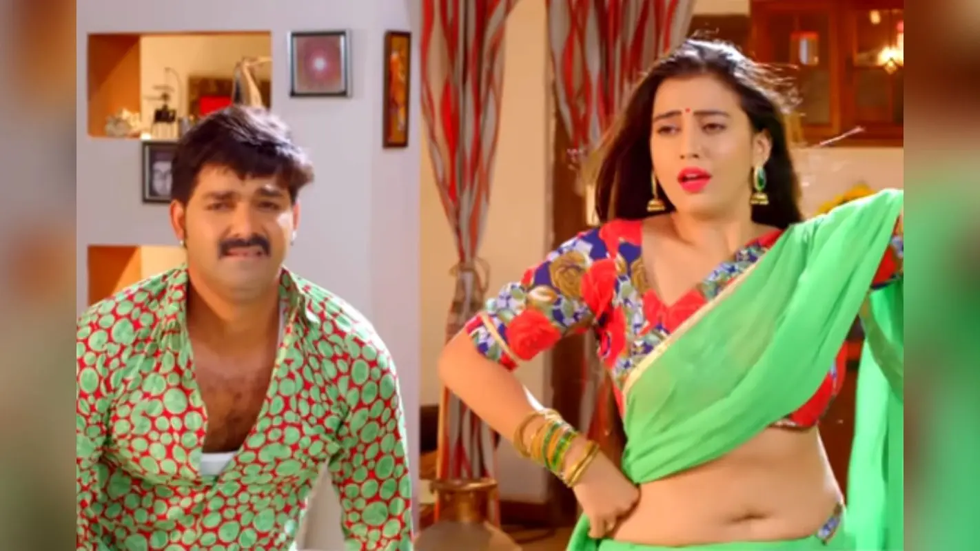 पवन सिंह ने ‘Bhar Jata Dhodhi Pasina Se’ गाने में अक्षरा सिंह से किया टूटकर रोमांस, अब OTT पर देखें पूरी फिल्म