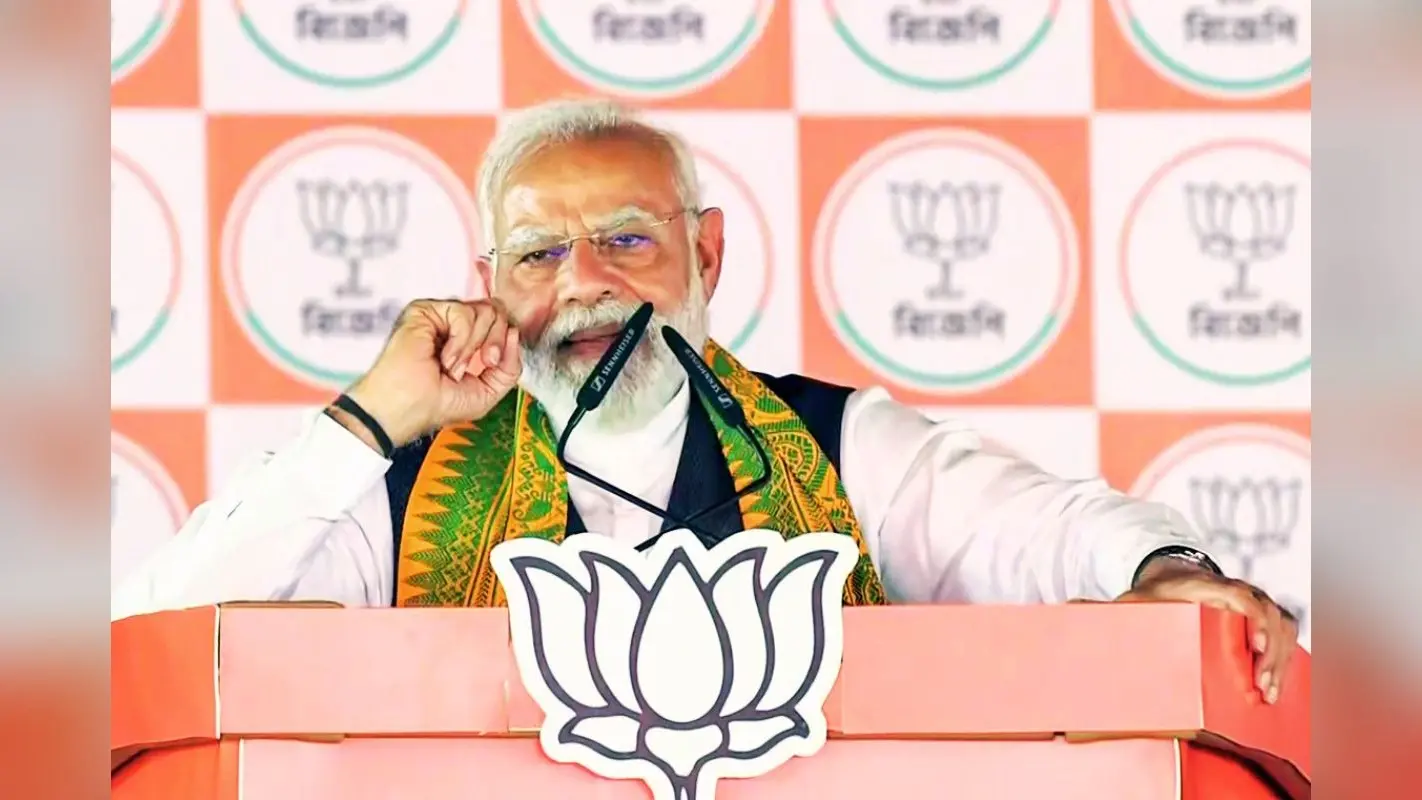 ‘बूथ संवाद’ में बोले पीएम मोदी- बंगाल में हत्या, बलात्कार और दंगे चरम पर, घुसपैठिये बने बड़ा खतरा
