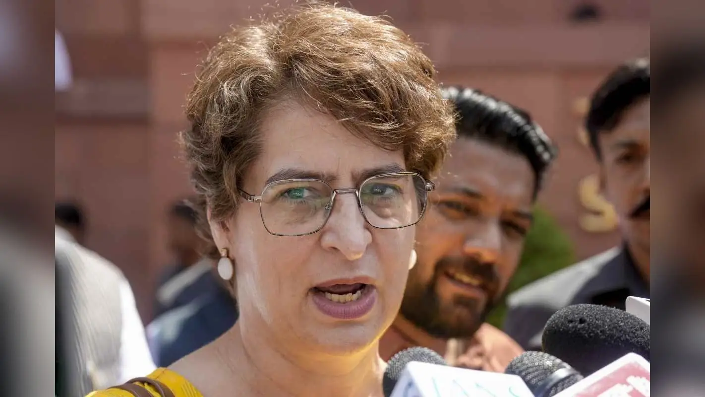प्रियंका गांधी बोलीं- सरकार की साजिश फेल, लोकतंत्र की बड़ी जीत