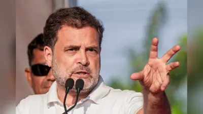 श्रीरामपुर में गरजे राहुल गांधी- ममता बनर्जी और मोदी अमीरों के लिए कर रहे काम, दोनों सत्ता के लालची